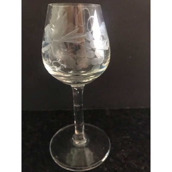 Vtg 1960's Total Of 24 Available Etched Clear Crystal Cordial Stems Romania - Picture 4 of 8